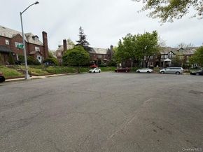 13843 76th Avenue, Flushing NY 11367