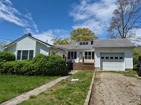 24 Lavender Road, Rocky Point NY 11778