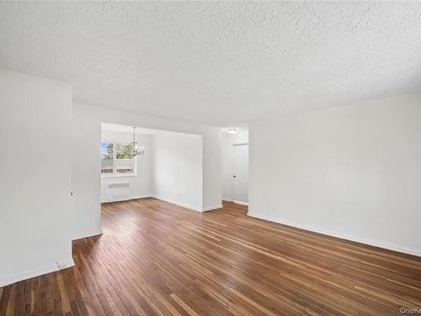 220-04 Stronghurst Avenue Lower, Queens Village NY 11427