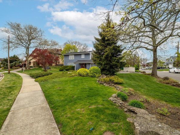 142 E Shore Drive, Massapequa NY 11758