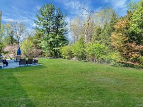 17 Gay Lore Drive, Huntington NY 11743