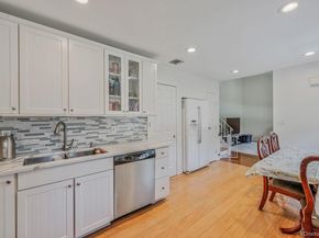 17 Gay Lore Drive, Huntington NY 11743