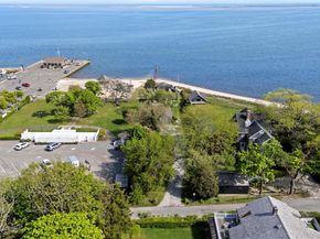 4 Shore Road, Bellport Village NY 11713