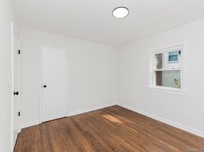 Undisclosed Address #993851, Yonkers NY 10705