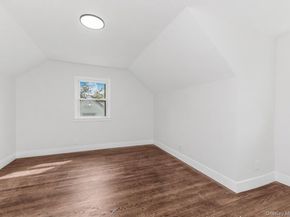 Undisclosed Address #993851, Yonkers NY 10705