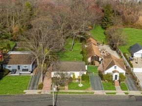 238 Centre Avenue, Lindenhurst NY 11757