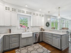 155 Bengeyfield Drive, East Williston NY 11596