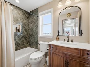 909 S 5th Street, Lindenhurst NY 11757