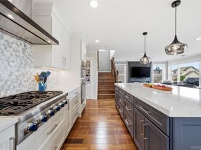 909 S 5th Street, Lindenhurst NY 11757