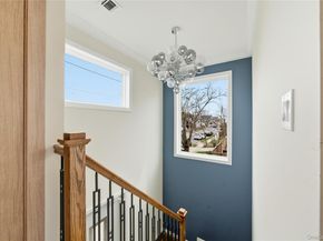 909 S 5th Street, Lindenhurst NY 11757