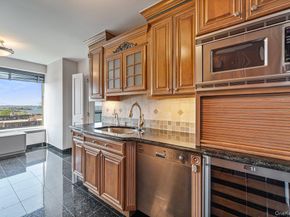 166-25 Powells Cove Boulevard 15D, Beechhurst NY 11357