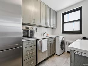 15-43 160th Street 2F, Whitestone NY 11357