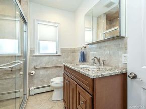 1 Roosevelt Street, Glen Cove NY 11542