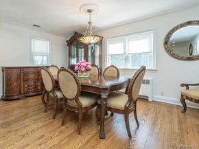 1 Roosevelt Street, Glen Cove NY 11542