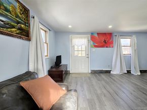 17 Gregory Drive, Ronkonkoma NY 11779