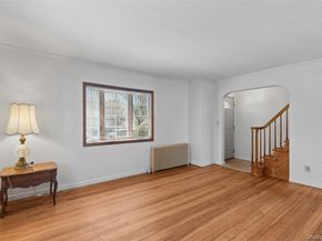 106 Aster Drive, New Hyde Park NY 11040