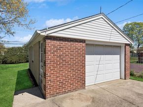 106 Aster Drive, New Hyde Park NY 11040