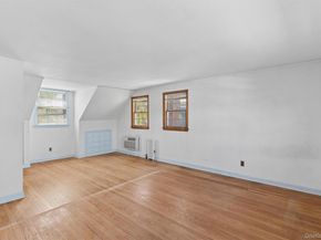 106 Aster Drive, New Hyde Park NY 11040
