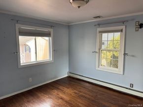 75 S Bay Drive, Babylon NY 11702
