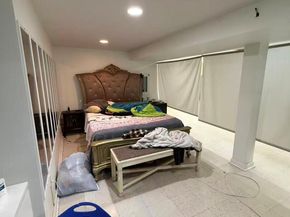 243 jakson ave, Syosset NY 11791