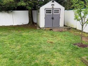 243 jakson ave, Syosset NY 11791