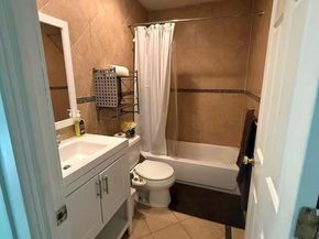 243 jakson ave, Syosset NY 11791
