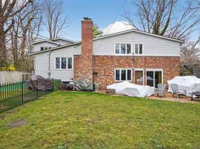 43 Highwood Road, East Norwich NY 11732