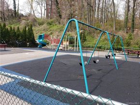 811 Bronx River Road 1 C, Bronxville NY 10708