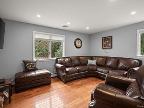 431 Woodbury Road, Cold Spring Harbor NY 11724