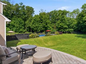 431 Woodbury Road, Cold Spring Harbor NY 11724