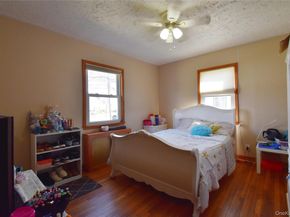 6 Sullivan Road, Farmingdale NY 11735