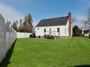 6 Sullivan Road, Farmingdale NY 11735