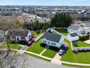 6 Sullivan Road, Farmingdale NY 11735