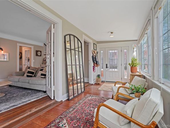 11 Westwood Avenue, New Rochelle NY 10801
