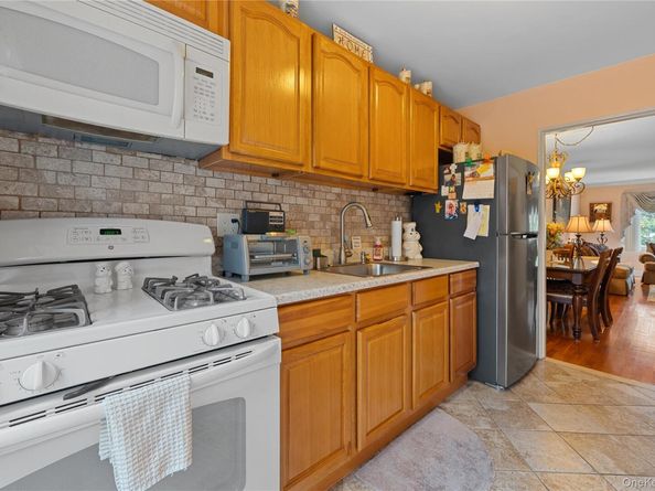 301 Bay 19th Street B, Brooklyn NY 11214