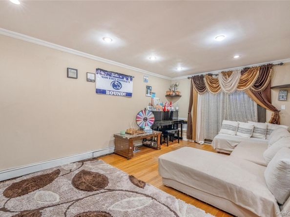 6223 69th Place, Middle Village NY 11379