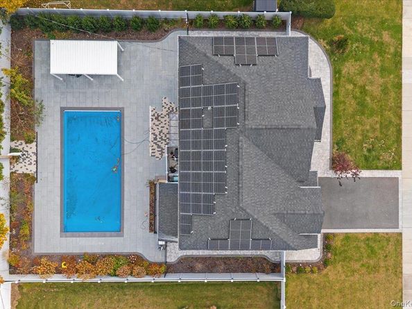 60 Moss Lane, Jericho NY 11753