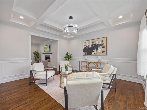 60 Moss Lane, Jericho NY 11753