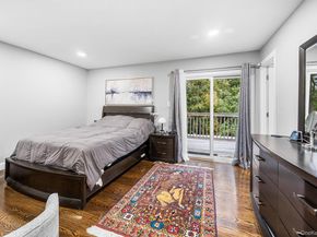 25 Hitching Post Lane, Glen Cove NY 11542