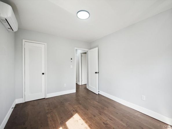 224 W 252nd Street, Bronx NY 10471