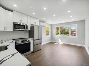 224 W 252nd Street, Bronx NY 10471