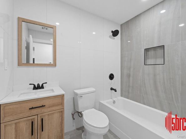 21836 133rd Road, Springfield Gardens NY 11413