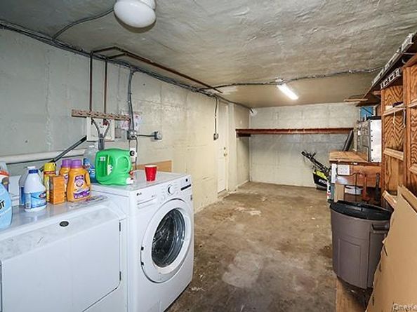 6364 78th Street, Middle Village NY 11379