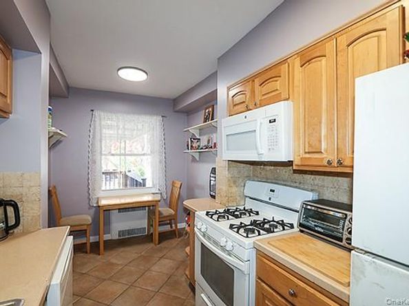 6364 78th Street, Middle Village NY 11379