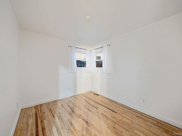 3019 Sipp Avenue, Medford NY 11763