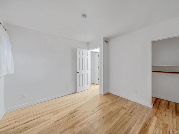 3019 Sipp Avenue, Medford NY 11763