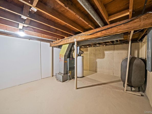 3019 Sipp Avenue, Medford NY 11763