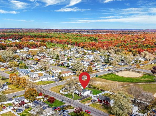 3019 Sipp Avenue, Medford NY 11763