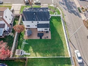 23 Paul Court, North Babylon NY 11703