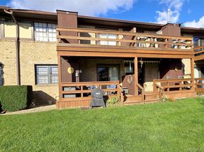 324 Mariners Way, Copiague NY 11726